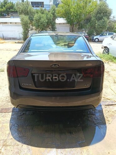 Kia Cerato 2011, 157,000 km - 2.0 l - Bakı