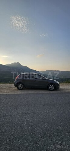 Hyundai i30 2007, 336,000 km - 1.6 л - Qusar