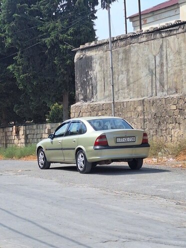 Opel Vectra 1997, 354,287 km - 2.0 l - Bakı