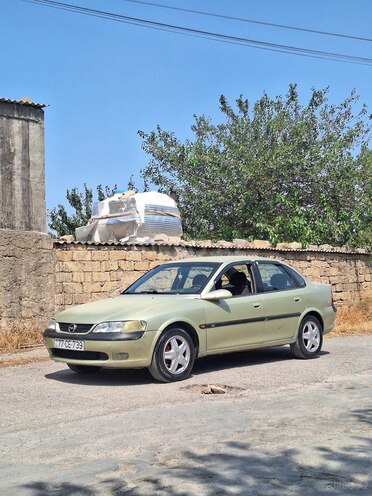 Opel Vectra 1997, 354,287 km - 2.0 l - Bakı