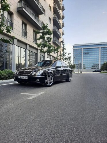 Mercedes E 240 2002, 310,000 km - 2.6 l - Bakı
