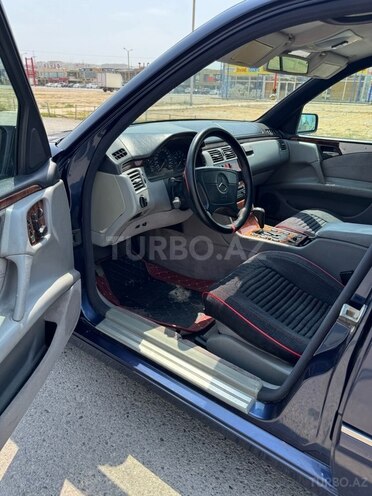 Mercedes E 240 1997, 350,000 km - 2.4 l - Bakı