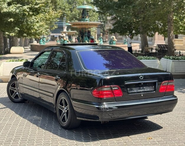 Mercedes E 240 2000, 360,000 km - 2.4 l - Gəncə