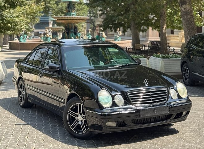 Mercedes E 240 2000, 360,000 km - 2.4 l - Gəncə
