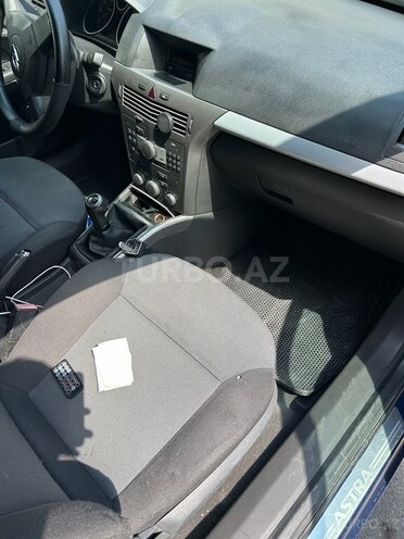 Opel Astra 2006, 314,000 km - 1.3 l - Bakı