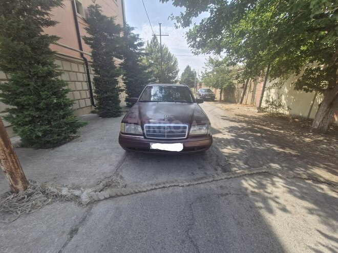 Mercedes C 220 d 1997, 325,000 km - 2.2 l - Bakı