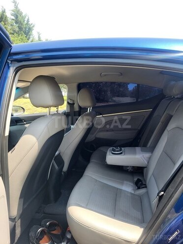 Hyundai Elantra 2016, 198,561 km - 2.0 l - Bakı