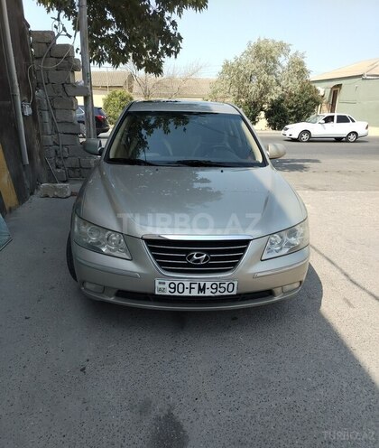Hyundai Sonata-11