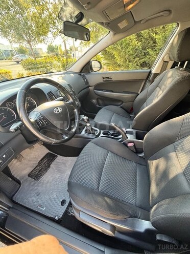 Hyundai i30 2011, 247,545 km - 1.4 l - Bakı