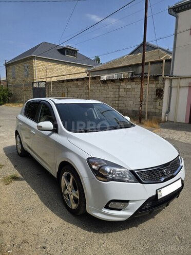 Kia Ceed 2010, 137,000 km - 1.6 л - Bakı