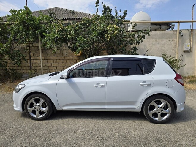 Kia Ceed 2010, 137,000 km - 1.6 л - Bakı