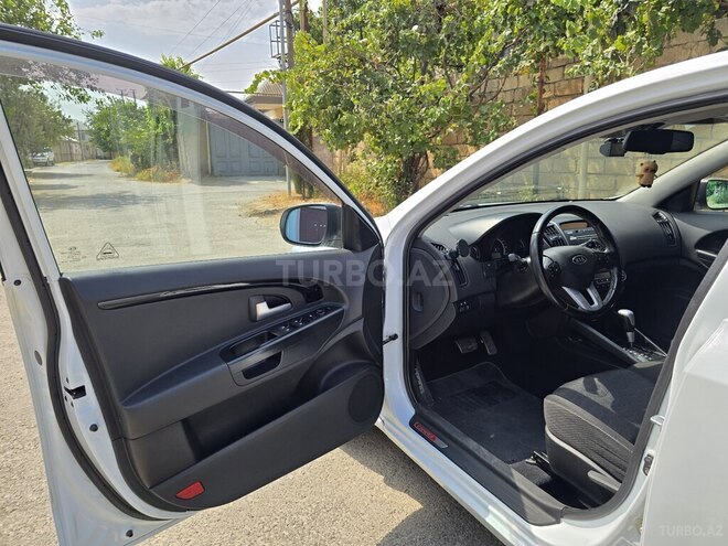 Kia Ceed 2010, 137,000 km - 1.6 л - Bakı