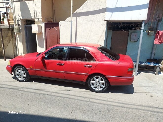 Mercedes C 220 1994, 300,000 km - 2.2 л - Bakı