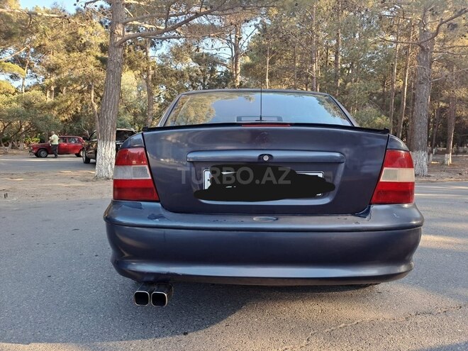 Opel Vectra 1996, 350,000 km - 1.8 l - Sumqayıt