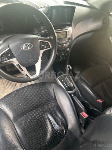 Hyundai Accent 2012, 309,500 km - 1.6 л - Bakı