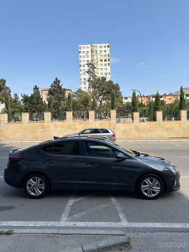 Hyundai Elantra 2019, 116,000 km - 2.0 l - Bakı