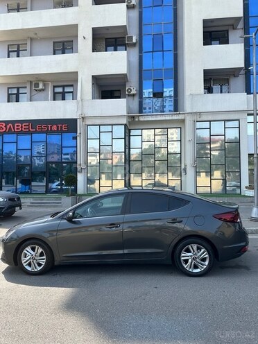 Hyundai Elantra 2019, 116,000 km - 2.0 l - Bakı