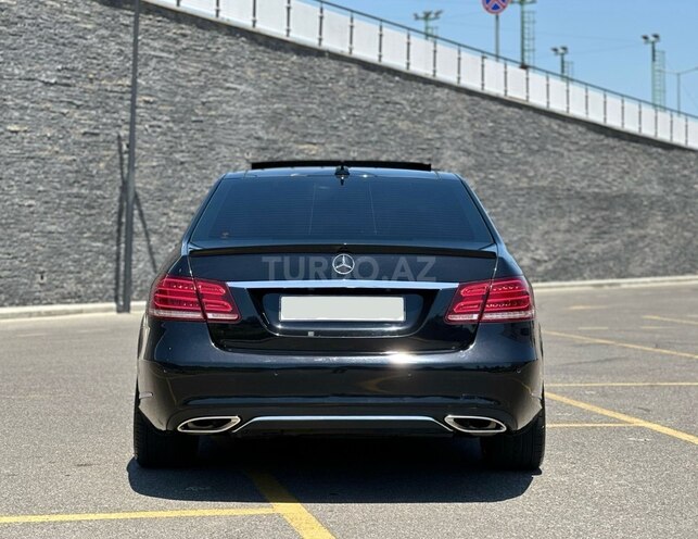 Mercedes E 220 d 2015, 175,451 km - 2.1 l - Bakı