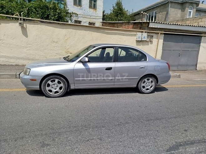 Hyundai Elantra 2002, 234,000 km - 2.0 л - Qusar