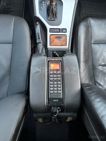 BMW 528 2000, 250,000 km - 2.8 л - Bakı