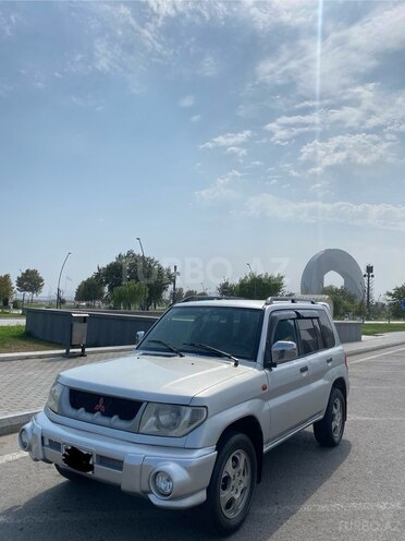 Mitsubishi Pajero io 2000, 298,650 km - 1.8 л - Bakı