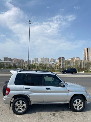 Mitsubishi Pajero io 2000, 298,650 km - 1.8 л - Bakı
