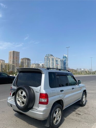 Mitsubishi Pajero io 2000, 298,650 km - 1.8 л - Bakı