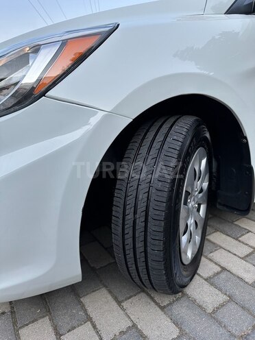 Hyundai Accent 2015, 241,402 km - 1.6 l - Bakı