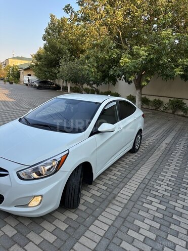 Hyundai Accent 2015, 241,402 km - 1.6 l - Bakı