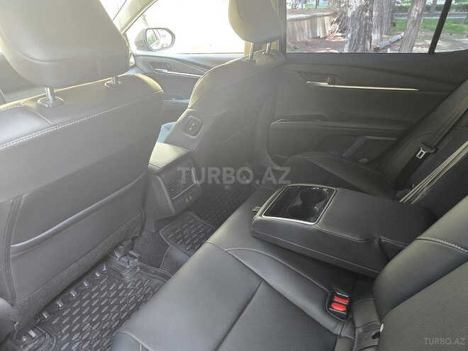 Toyota Camry 2024, 5,000 km - 2.5 l - Bakı