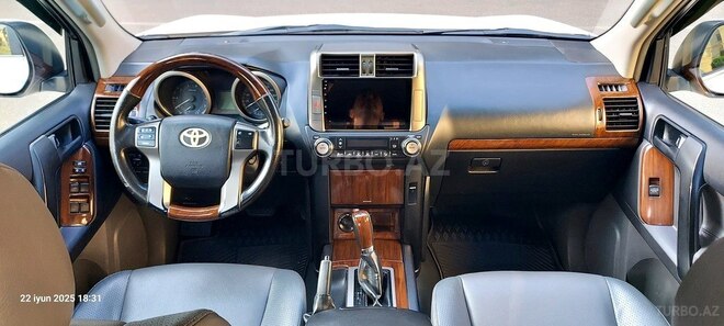 Toyota Land Cruiser Prado 2011, 171,000 km - 2.7 l - Bakı