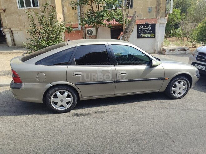 Opel Vectra 1997, 520,136 km - 2.0 л - Bakı
