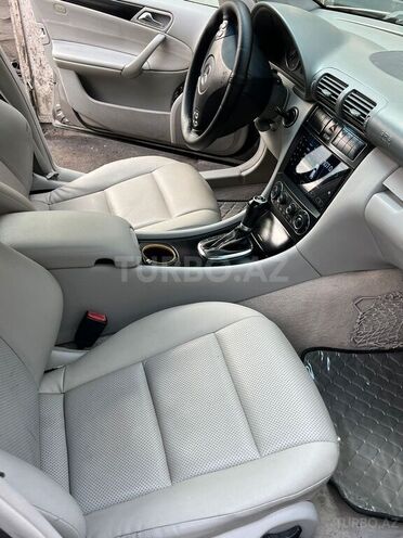 Mercedes C 250 2006, 329,000 km - 1.8 л - Bakı
