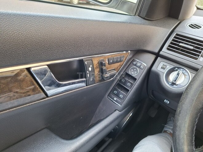 Mercedes C 230 2007, 243,000 km - 2.5 l - Sumqayıt