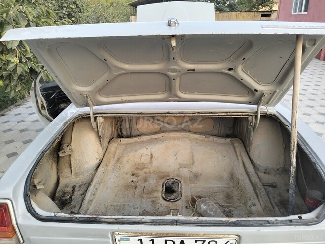 GAZ 24 1984, 900,000 km - 2.5 l - Beyləqan