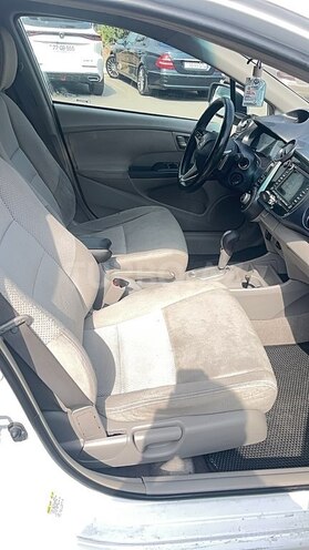 Honda Insight 2010, 570,000 km - 1.3 l - Bakı