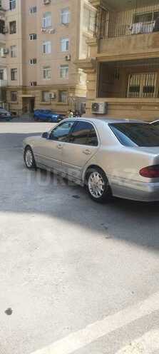 Mercedes E 320 2001, 485,200 km - 3.2 l - Bakı