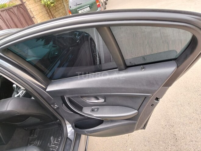 BMW 328 2014, 300,000 km - 2.0 l - Quba