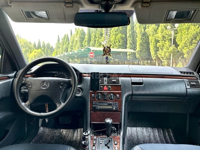 Mercedes E 220 d 1997, 402,000 km - 2.2 l - Gəncə
