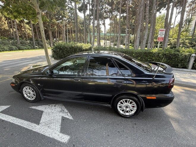 Volvo  2003, 260,000 km - 2.0 l - Bakı