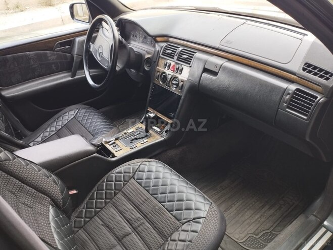 Mercedes E 200 1997, 298,050 km - 2.0 l - Gəncə