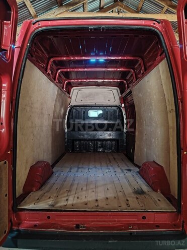 Ford Transit 2009, 328,000 km - 2.4 л - Quba
