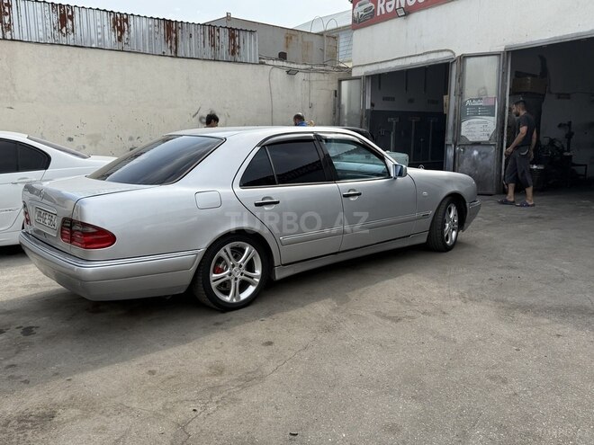 Mercedes E 220 d 1999, 350,000 km - 2.2 l - Bakı