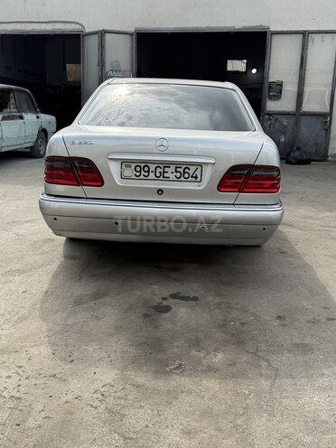 Mercedes E 220 d 1999, 350,000 km - 2.2 l - Bakı