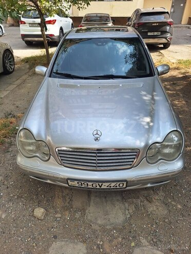 Mercedes C 220 d 2001, 401,500 km - 2.2 л - Bakı