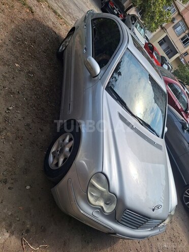 Mercedes C 220 d 2001, 401,500 km - 2.2 л - Bakı