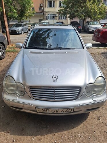 Mercedes C 220 d 2001, 401,500 km - 2.2 л - Bakı