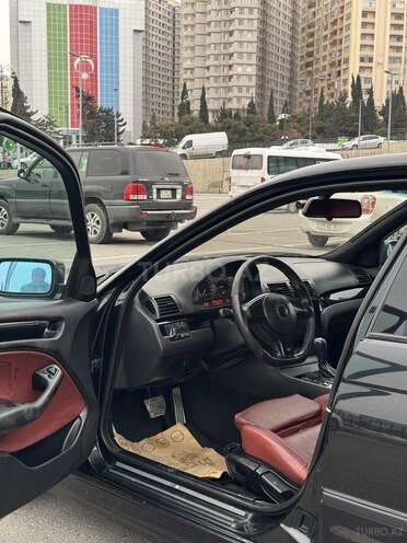 BMW 320 2001, 330,000 km - 2.2 l - Bakı