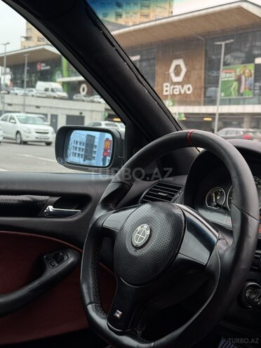 BMW 320 2001, 330,000 km - 2.2 l - Bakı