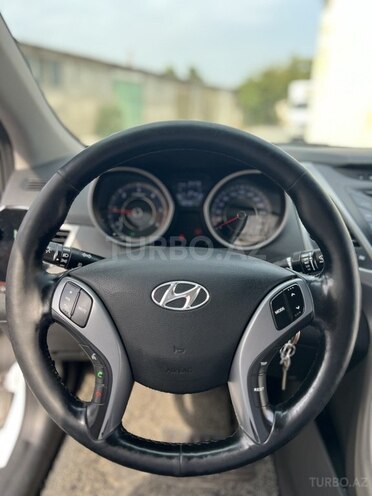 Hyundai Avante 2015, 180,363 km - 1.6 l - Bakı